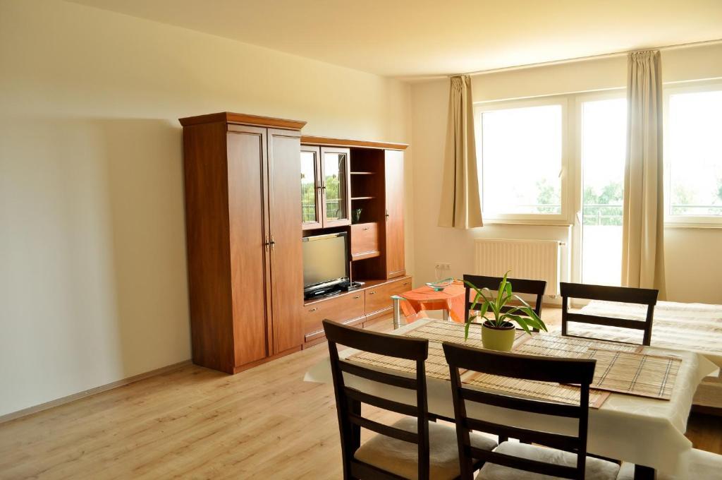 Tisza Palota Apartmanok Szeged Room photo