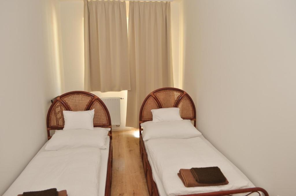 Tisza Palota Apartmanok Szeged Room photo