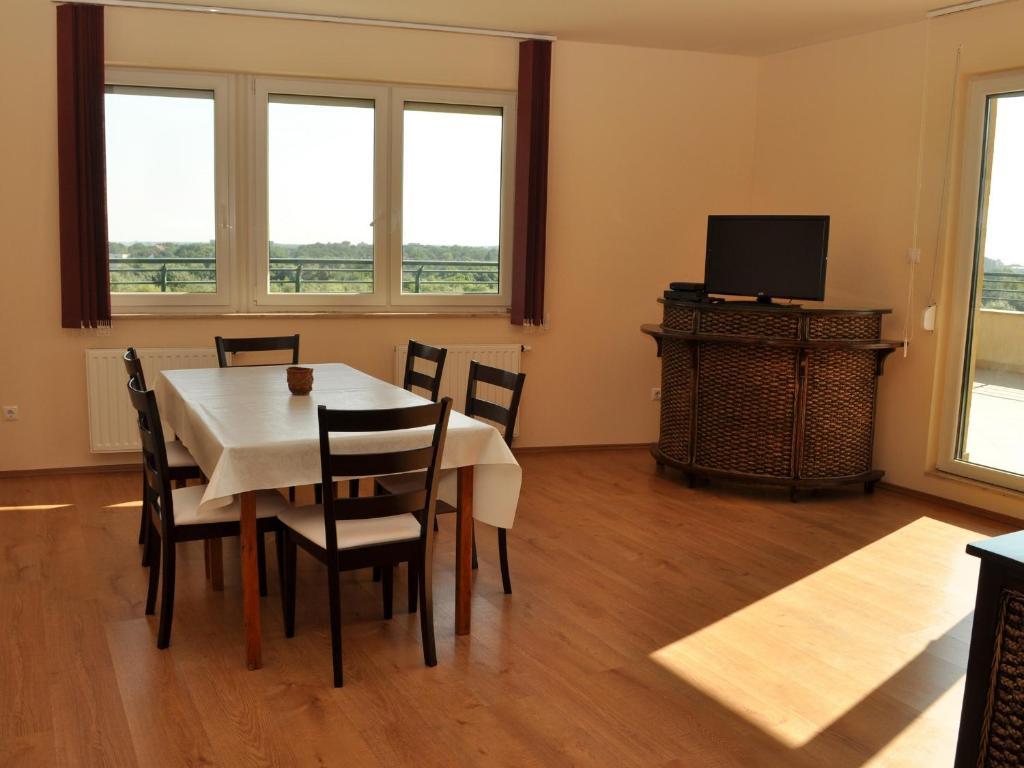 Tisza Palota Apartmanok Szeged Room photo